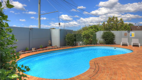 Grafton Lodge Motel - Whitsundays Accommodation 5