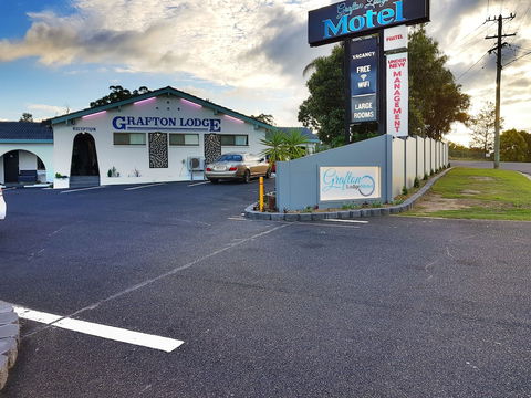 Grafton Lodge Motel - Whitsundays Accommodation 1