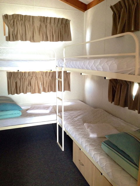 Two Shores Holiday Village - Whitsundays Accommodation 2