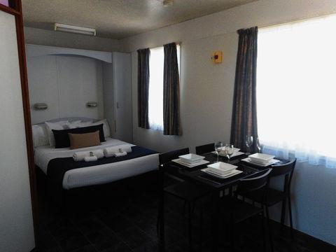Two Shores Holiday Village - Whitsundays Accommodation 1