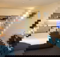 Shoreline Hotel - Whitsundays Accommodation