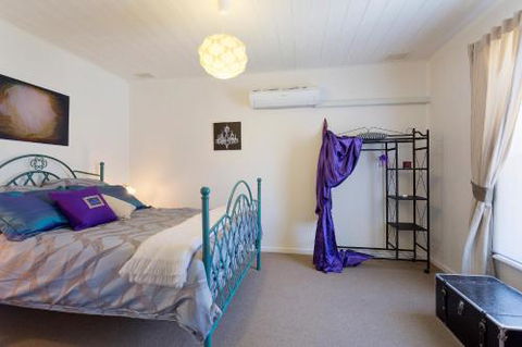 Templeton Cottage - Whitsundays Accommodation 1