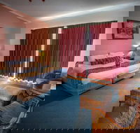 Eagle Heights Mountain Hotel - Whitsundays Accommodation