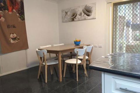 Rose Avenue Home Stay - Whitsundays Accommodation 2