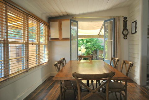 Cooma Cottage - Whitsundays Accommodation 2