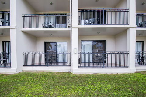 Dalby Fairway Motor Inn - Whitsundays Accommodation 1
