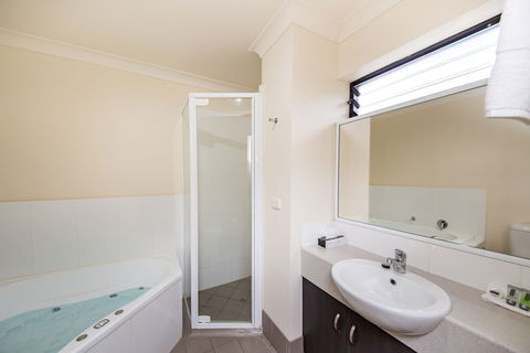Dalby Fairway Motor Inn - Whitsundays Accommodation 5