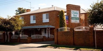 The Charles Sturt Motor Inn - Whitsundays Accommodation 0