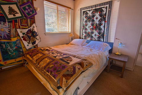 Quilters Studio - Whitsundays Accommodation 4