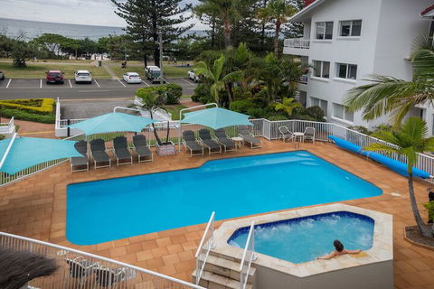 Le Beach Apartments - Whitsundays Accommodation 3