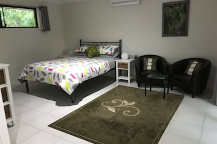 Bovell WA Whitsundays Accommodation