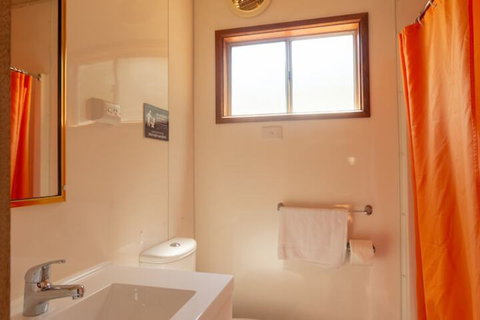 Halls Gap Lakeside Tourist Park - Whitsundays Accommodation 5