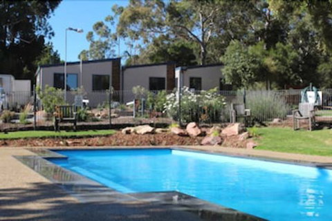Halls Gap Lakeside Tourist Park - Whitsundays Accommodation 2