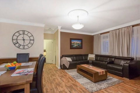 Hahndorf House B&B - Whitsundays Accommodation 7