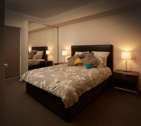 Baileys Serviced Apartments - Whitsundays Accommodation 2