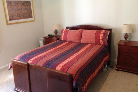 Pinkerton Hill Naracoorte - Whitsundays Accommodation 6