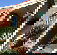 Old Coach Motor Inn - Whitsundays Accommodation