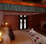 Bordello Hotel Bar  Spa - Whitsundays Accommodation
