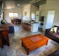 Killarney View Cabins  Caravan Park - Whitsundays Accommodation