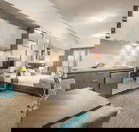 Hudson Berrimah - Whitsundays Accommodation