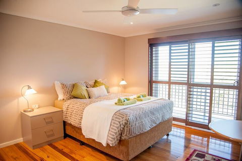 Sinclairs Country Retreat - Whitsundays Accommodation 4