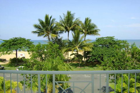 The Beach Place - Whitsundays Accommodation 7