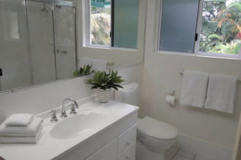 The Beach Place - Whitsundays Accommodation 1