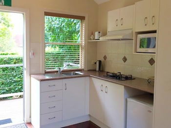 Tamborine Gardens - Whitsundays Accommodation 6