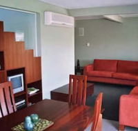 Red Brier Cottage Accommodation - Whitsundays Accommodation