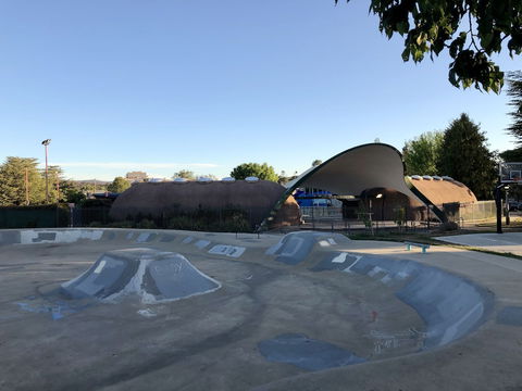 Queanbeyan Motel - Whitsundays Accommodation 3