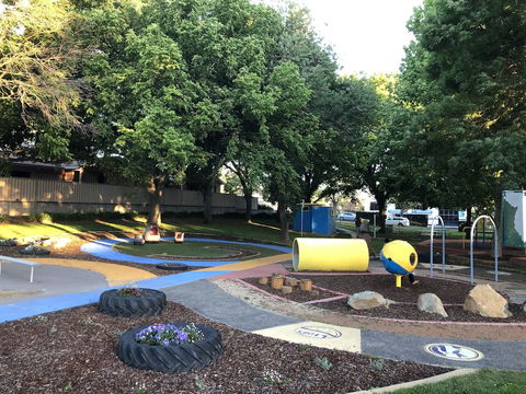 Queanbeyan Motel - Whitsundays Accommodation 4