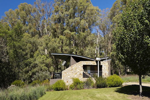 The Buckland Studio Retreat - Whitsundays Accommodation 3
