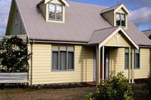 Middleton Cottage - Whitsundays Accommodation 5