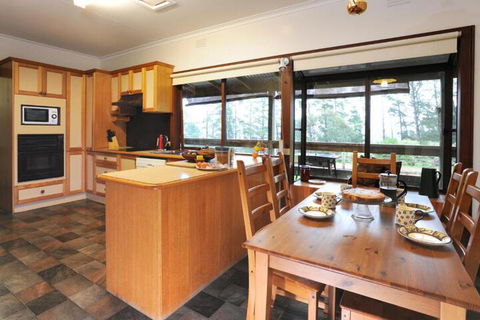 Lavender Farm - Whitsundays Accommodation 6