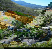 Hillside Bed  Breakfast - Whitsundays Accommodation