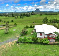 Avalon Noosa Farm Cottages - Whitsundays Accommodation