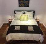 Smiths Lake House - Whitsundays Accommodation