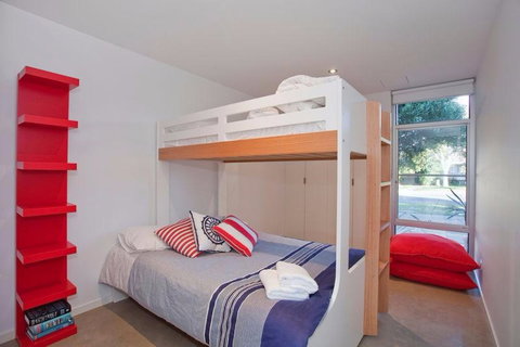 Whitewater Apartments - Whitsundays Accommodation 2