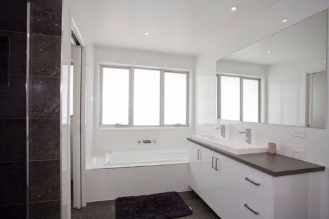 Whitewater Apartments - Whitsundays Accommodation 5