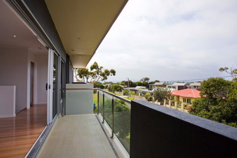 Whitewater Apartments - Whitsundays Accommodation 3