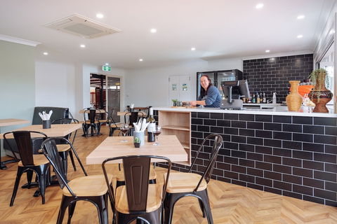 Raintree Motel Biloela - Whitsundays Accommodation 3