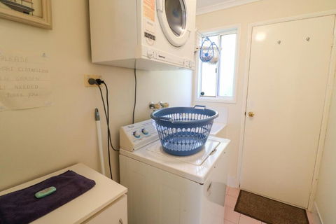 Bromyard Cottage - Whitsundays Accommodation 1