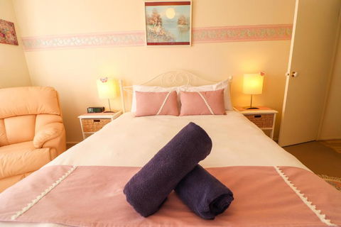 Bromyard Cottage - Whitsundays Accommodation 6