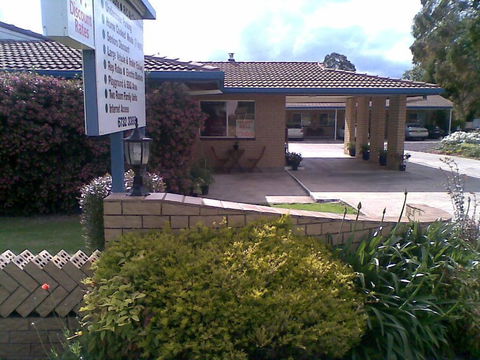 Jillaroo Motor Inn - Whitsundays Accommodation 2