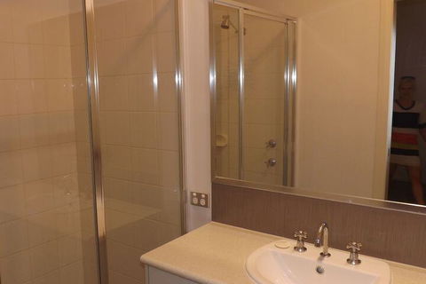 Derby Lodge Self Contained Apartments - Whitsundays Accommodation 7