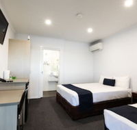Hotel Settlers - Whitsundays Accommodation
