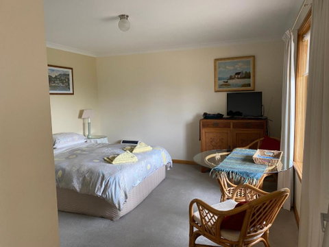 Protea Hill - Whitsundays Accommodation 4