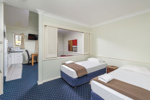 Rivercity Gardens - Whitsundays Accommodation 3