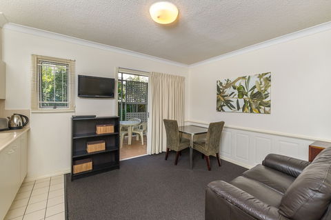 Rivercity Gardens - Whitsundays Accommodation 2