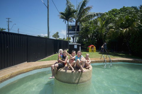 Cool Palms Motel - Whitsundays Accommodation 2